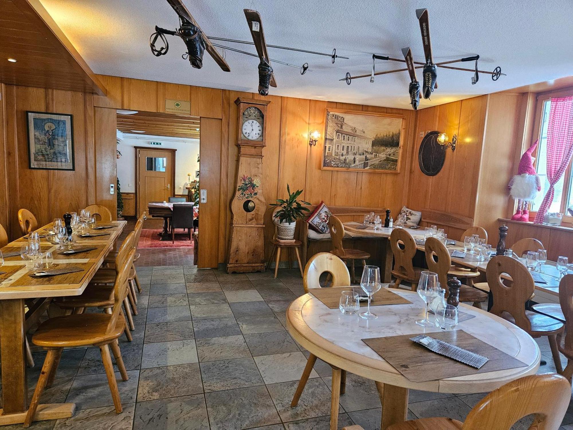 Le Brassus Hotel Restaurant Du Marchairuz מראה חיצוני תמונה